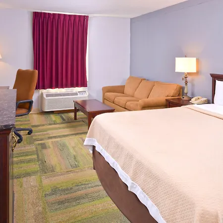 Country Garden & Suites-Benton
