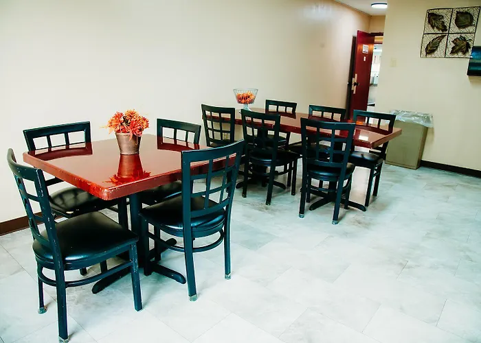 Country Garden & Suites-benton Motel Benton