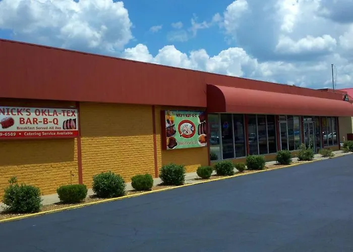 Motel Country Garden & Suites-benton