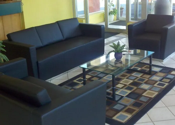 Country Garden & Suites-benton Motel Benton