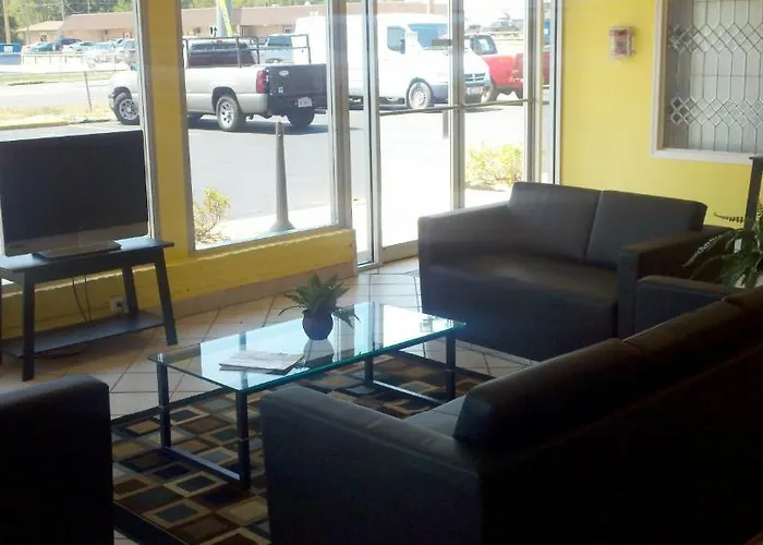 Country Garden & Suites-benton 2*