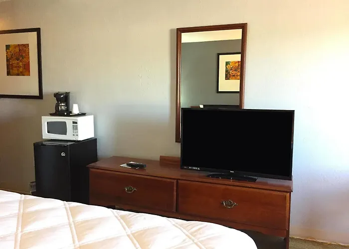 Country Garden & Suites-benton